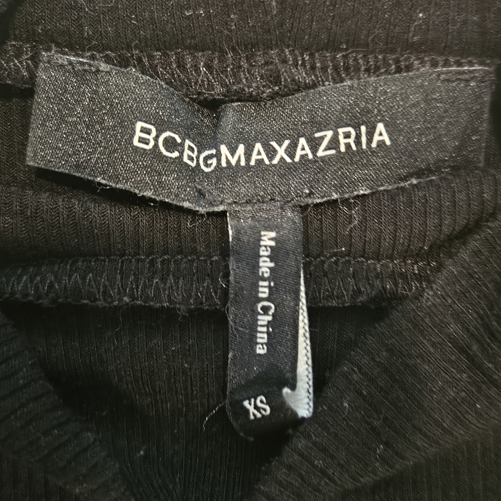 BCBGMAXAZRIA Short Sleeve Black Ribbed Turtleneck Top Minimalist Business Casual - Picture 4 of 5